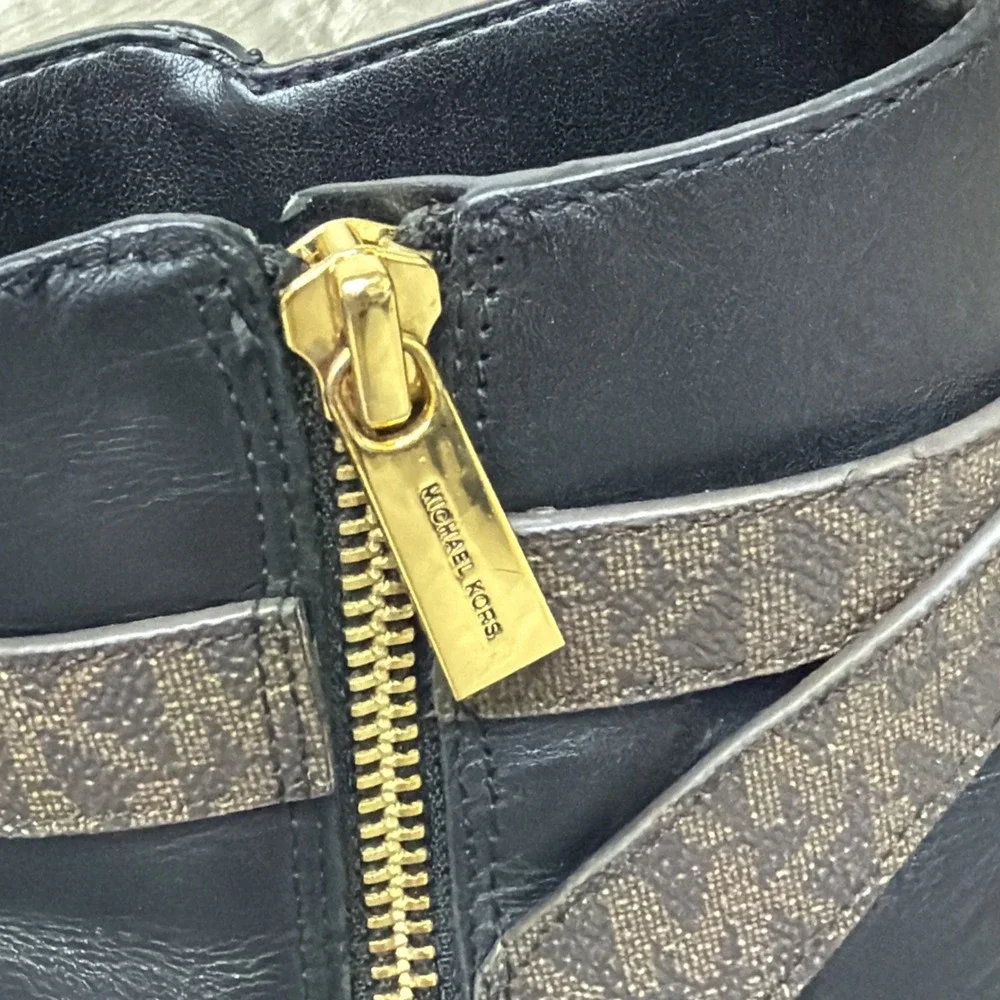 Michael Kors Black Farrah Leather Flat Ankle Booties Boots 6.5 - Picture 10 of 14